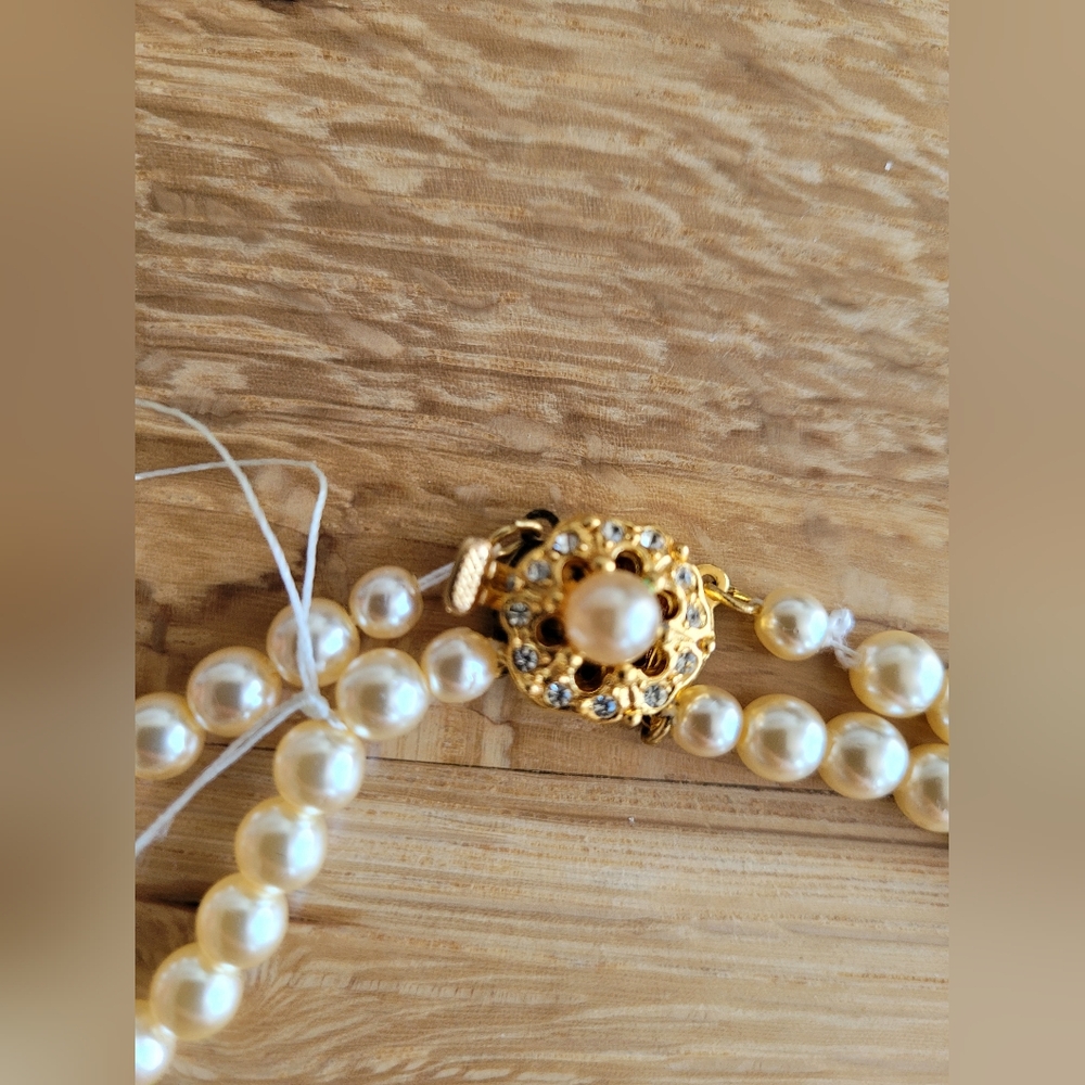 Double Strand Faux Pearl Necklace – Black & Gold – Elegant Statement Piece - Picture 5 of 6